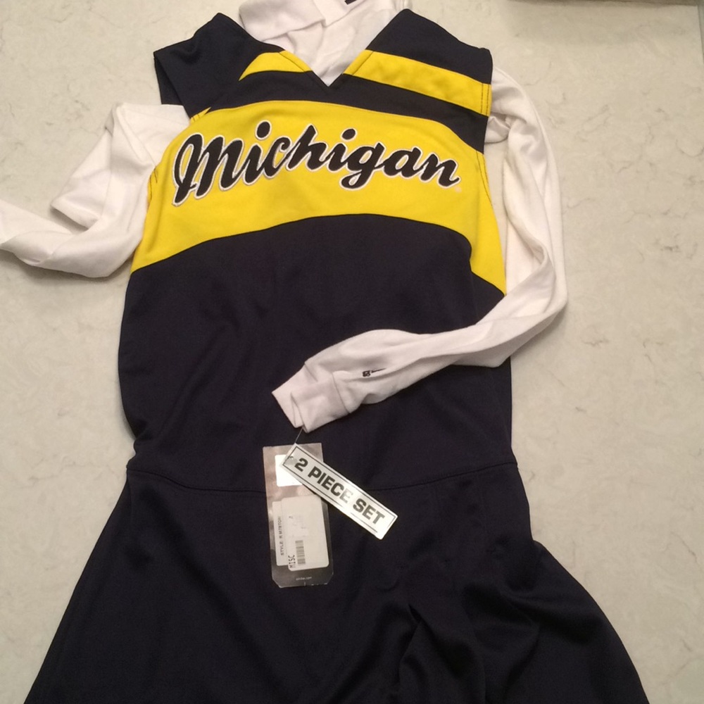 Girls dress